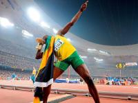 FB体育娱乐-阿尔瓦雷斯双响引爆伯纳乌，皇马主场力克巴拉圭劲旅