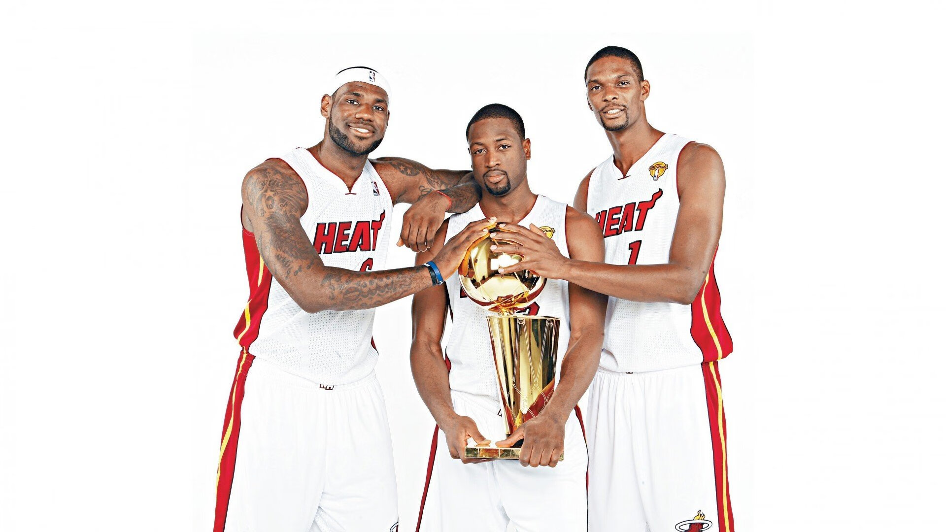 世界排名争夺战焦点战，奇才关键战突围开拓者