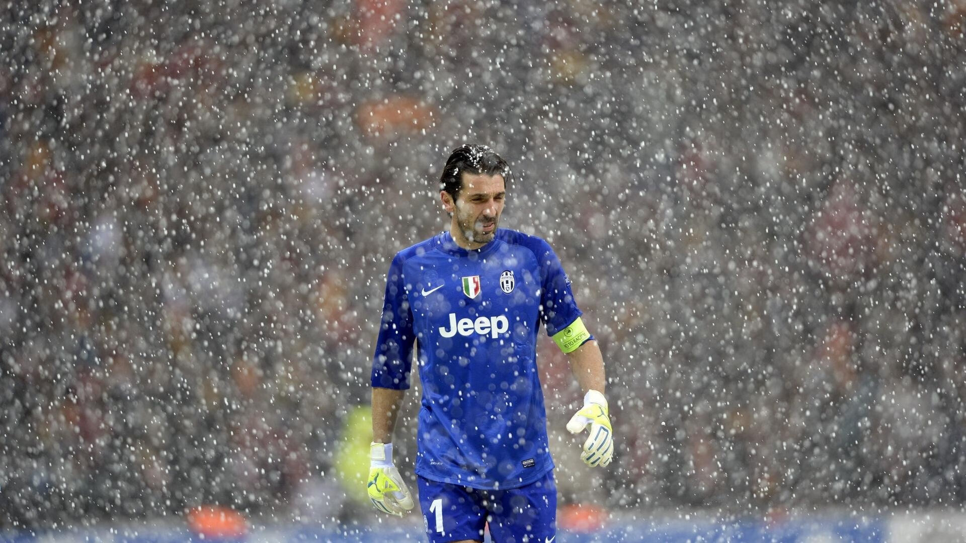 黄喜灿完美发挥诠释核心价值，马里战术体系全面压制佛罗伦萨